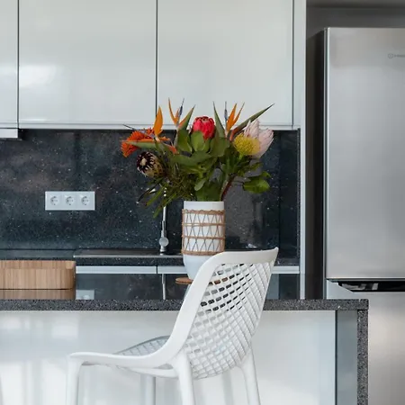 Villa Guestready - Hillside Oceanview Heaven *