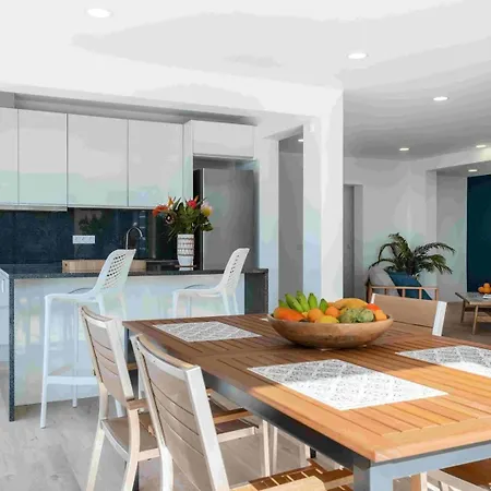 Guestready - Hillside Oceanview Heaven *