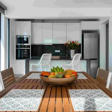 וילה Guestready - Hillside Oceanview Heaven פונשל